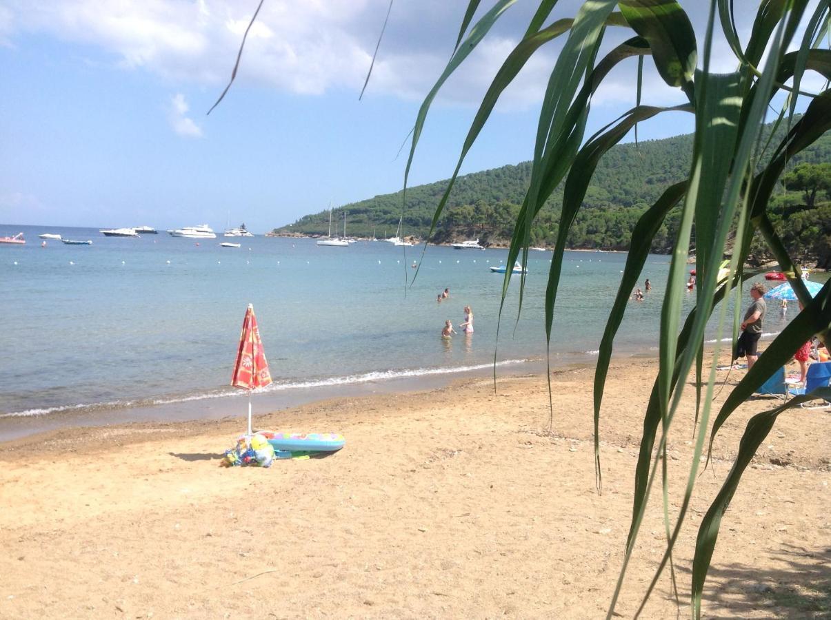 Case Dei Limoni Sul Mare Capoliveri  Exteriör bild